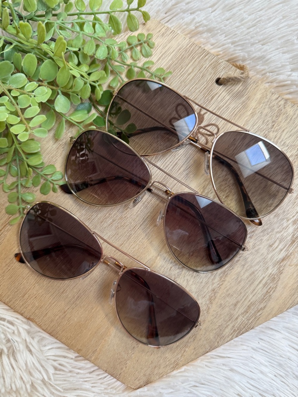 Loft Aviator Sunglasses Set of 3 💗 Gold